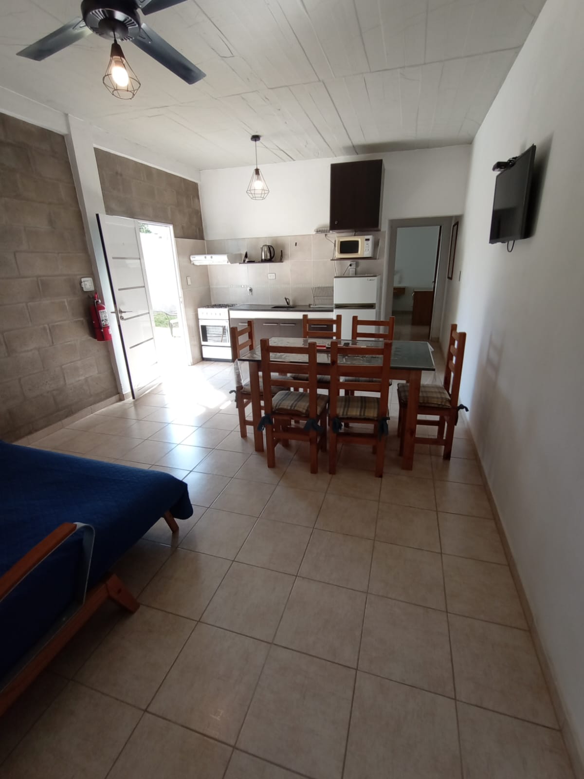 WhatsApp Image 2025-12-05 at 17.32.37