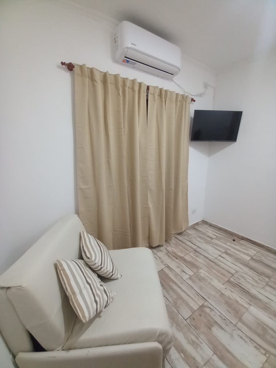 WhatsApp Image 2026-01-02 at 17.10.41 (1)