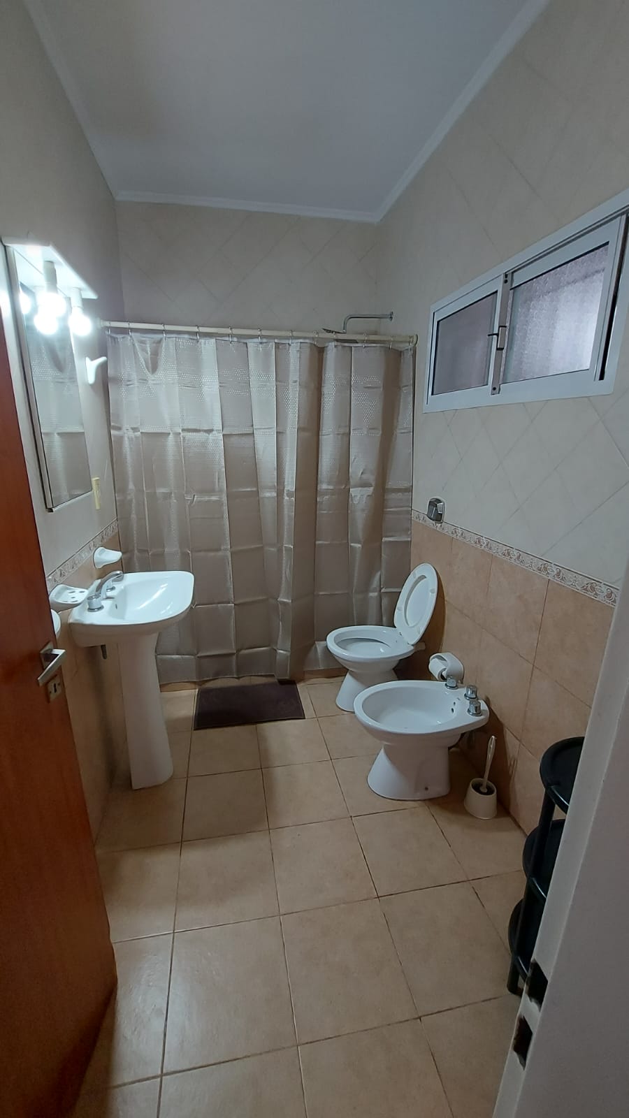 WhatsApp Image 2025-12-05 at 18.39.55 (2)