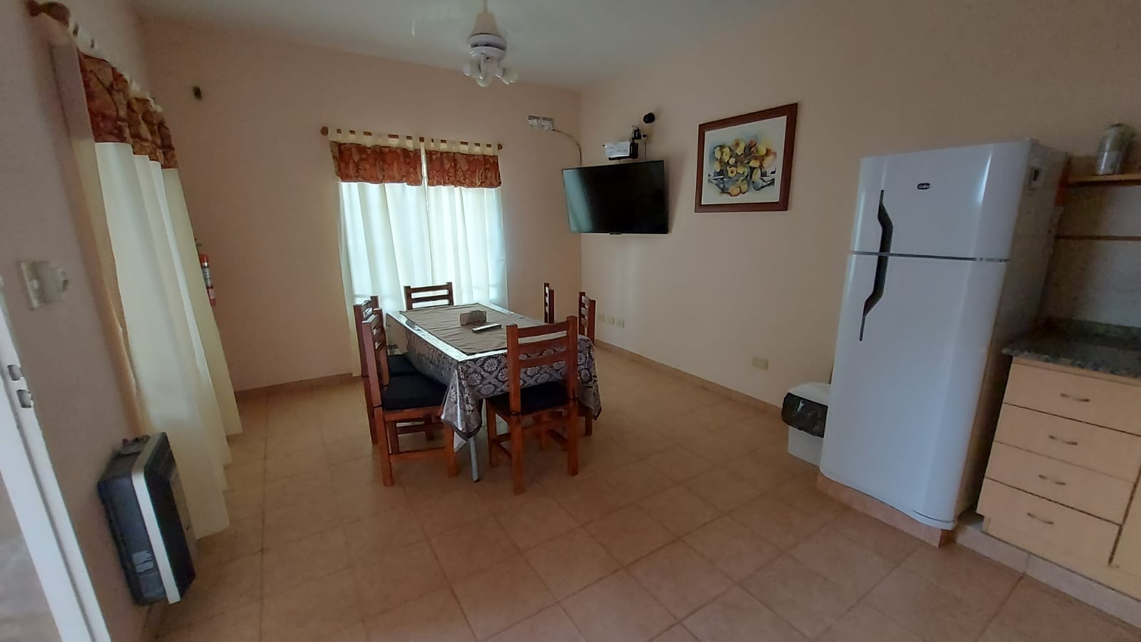 WhatsApp Image 2025-12-05 at 18.39.56 (1)