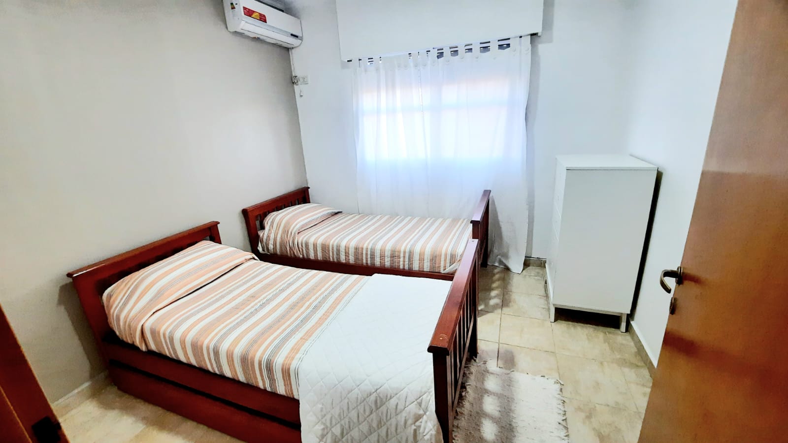 WhatsApp Image 2025-12-07 at 11.22.52