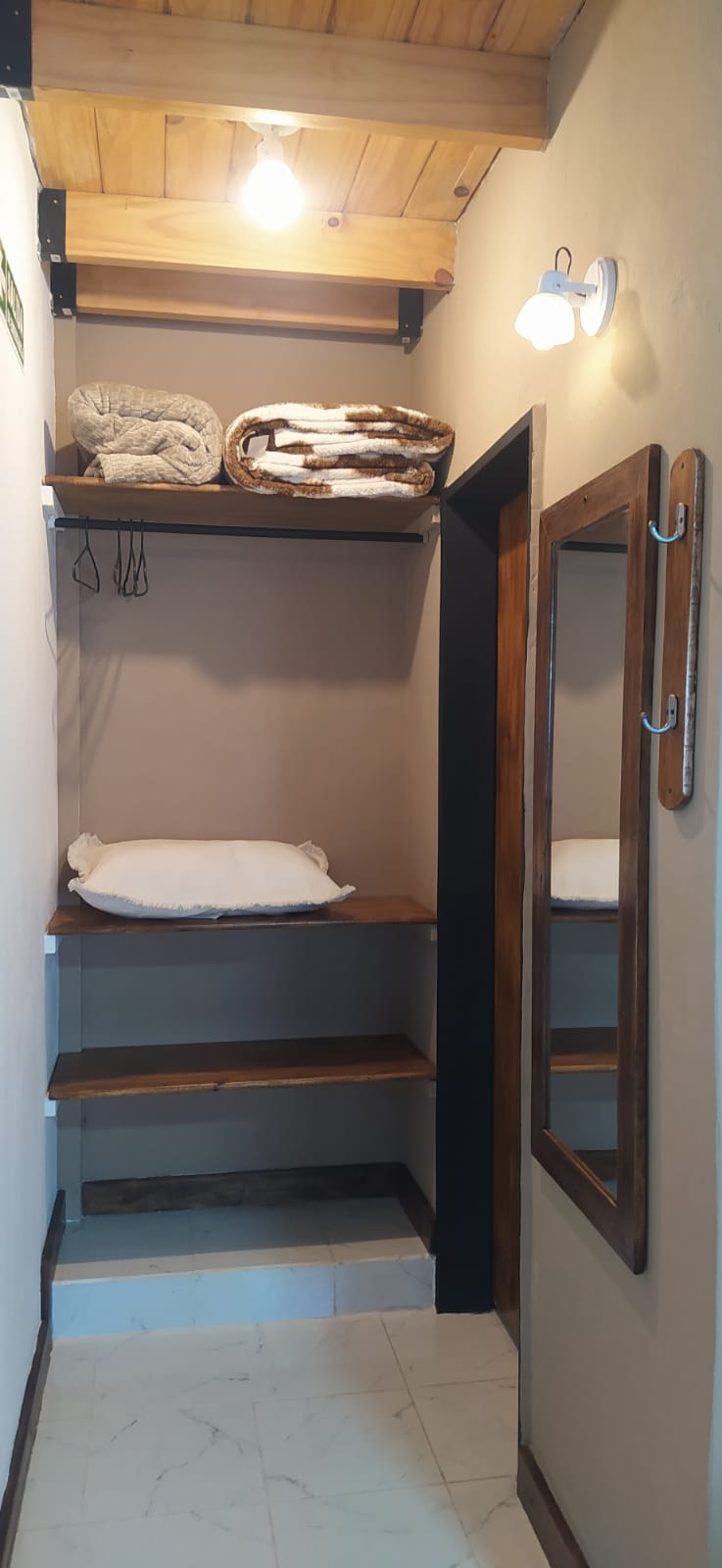 WhatsApp Image 2025-11-05 at 10.42.27 (1)