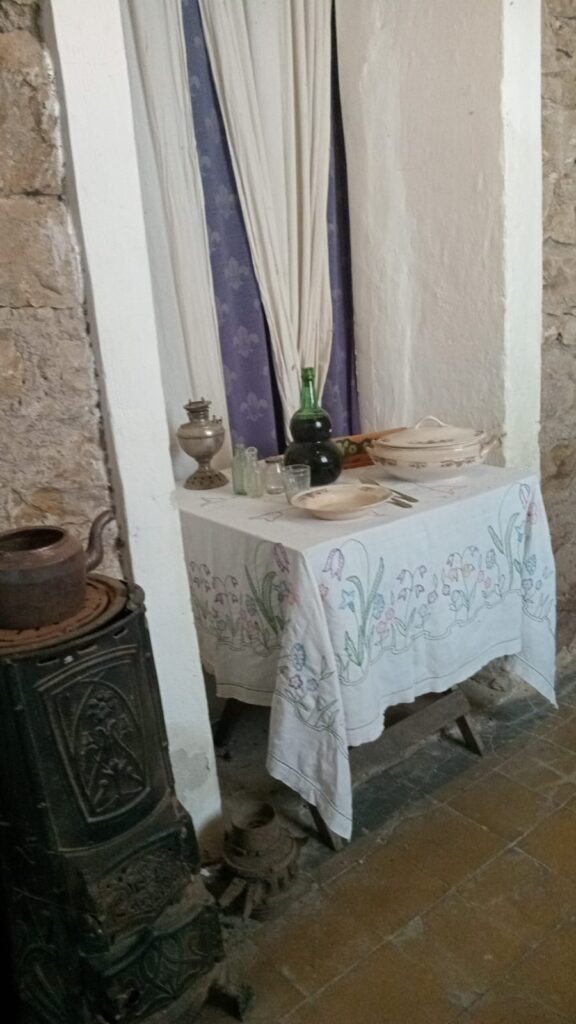 WhatsApp Image 2025-11-25 at 07.25.35 (1)